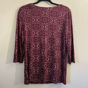 Chicos Travelers Tunic Top Size 0/small Burgundy Print 3/4 Slv Long Travel Shirt